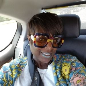 Meet your Posher, Karla